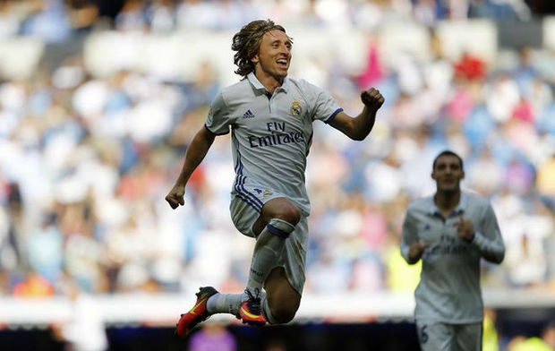 也迫使他在 也迫使他在